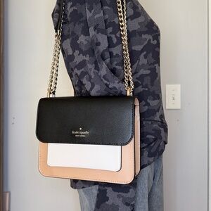 Kate Spade, NWOT leather convertible strap Crossbody/shoulder bag gold hardware